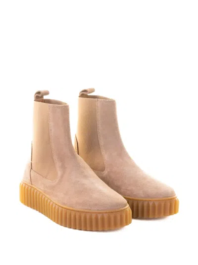 Voile Blanche Suede Platform Boots In Neutral