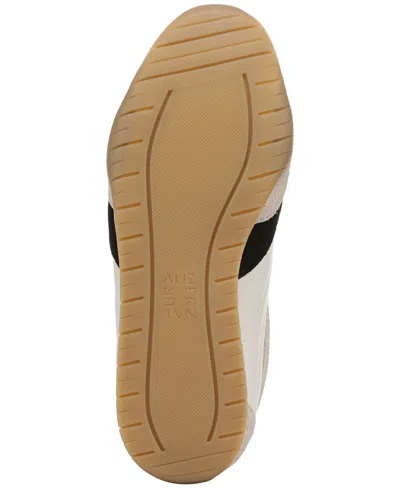 Naturalizer Tao Sneaker In Multi