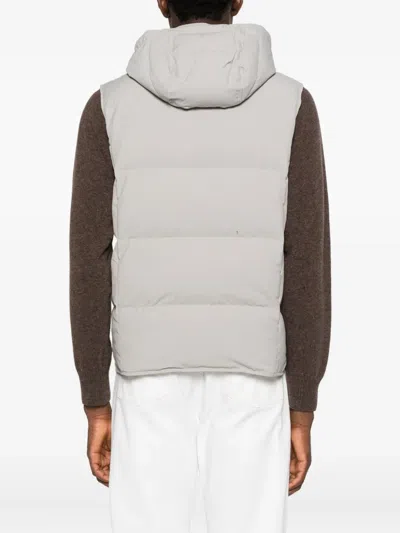 Eleventy Hooded Press-stud Fastening Gilet In Gray