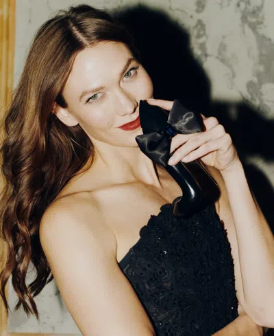 Carolina Herrera Good Girl Bowtastic Collector's Edition Eau De Parfum 2.7/80 Eau De Parfum Spray In Transparent