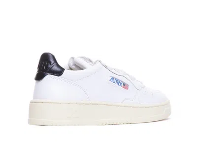 Autry Sneakers Dals Low In White And Black Leather In White