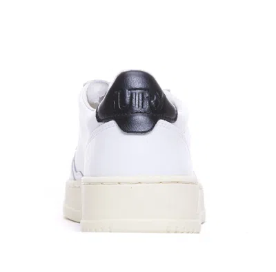 Autry Sneakers Dals Low In White And Black Leather In White