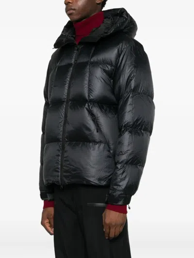Goldwin Quantum Hooded Padded Jacket In Black