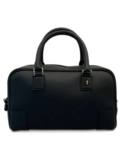 Loewe Amazona 23 Cropped Bag In Calfskin Nappa In Black