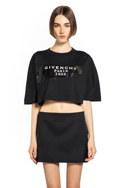 Givenchy Short Sleeve Cropped T-shirt With 3d Print In Black