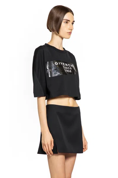 Givenchy Short Sleeve Cropped T-shirt With 3d Print In Black