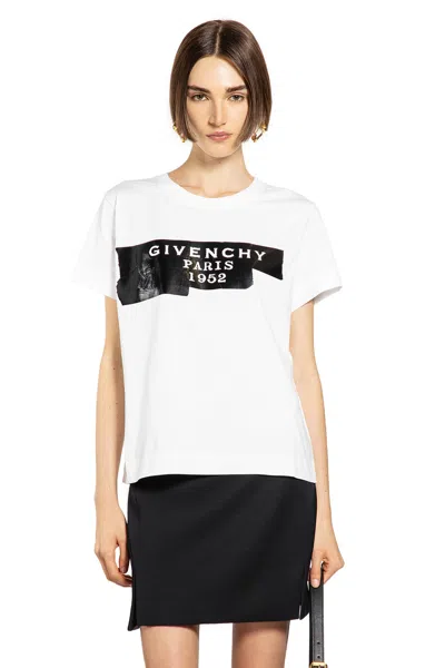 Givenchy T-shirt In White