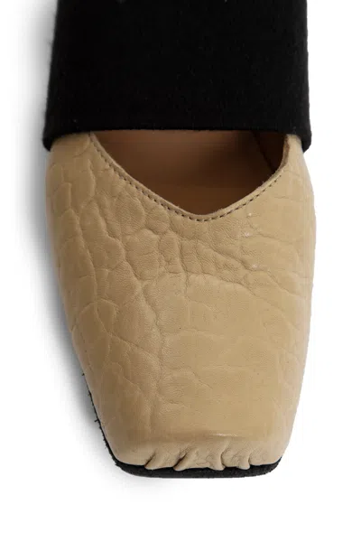 Uma Wang Ballet Flats With Elastic Band In Neutral