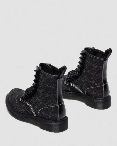 Dr. Martens 1460 Frill In Black