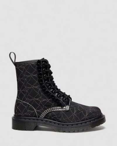 Dr. Martens 1460 Frill In Black