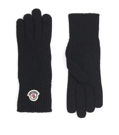 Moncler Wool Logo Gloves In Black
