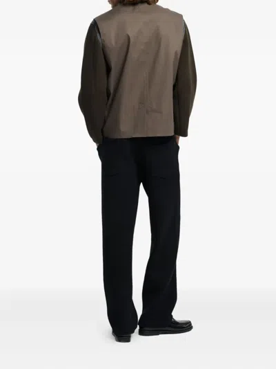 Barrie Button-fastening Sleeveless Jacket In Brown