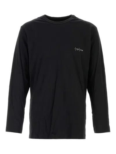 Kuro Long-sleeves Logo-detail T-shirt In Black