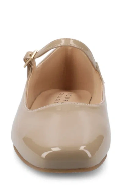Journee Collection Journee Women's Carrie Dress Flats In Neutral