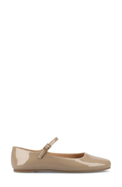 Journee Collection Journee Women's Carrie Dress Flats In Neutral