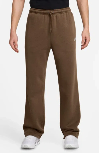 Nike Club Fleece Bungee Pants In Brown