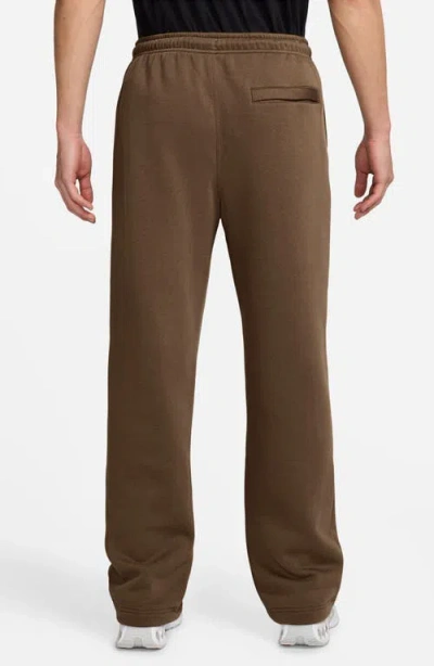 Nike Club Fleece Bungee Pants In Brown