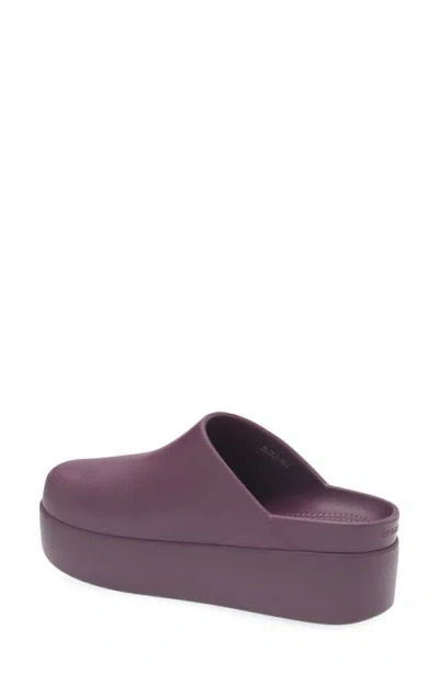 Crocs Dylan Platform Clog In Purple
