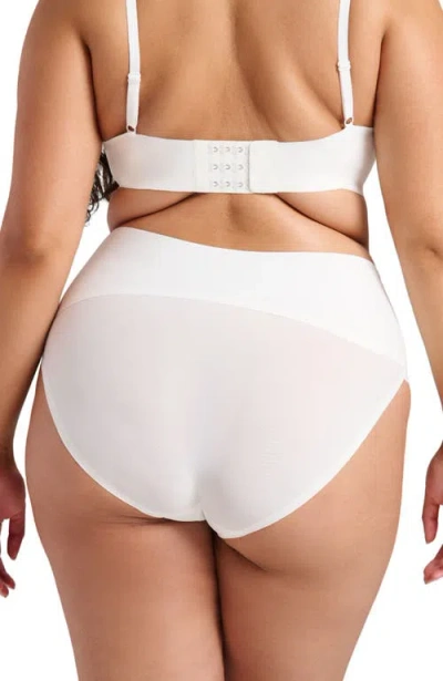 Siella Invisible Shaping Panty In White