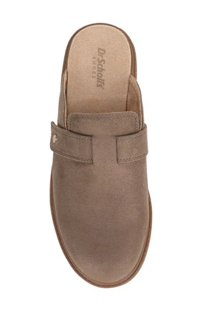 Dr. Scholl's Women's Calm Round Toe Clogs In Brown