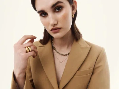 Hey Harper Chunky Silhouette Necklace In Gold