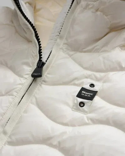 Blauer Camelia In Neutral