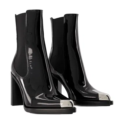 Alexander Mcqueen Boots In Black/silver Leather In Black