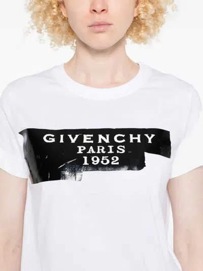 Givenchy T-shirt In White