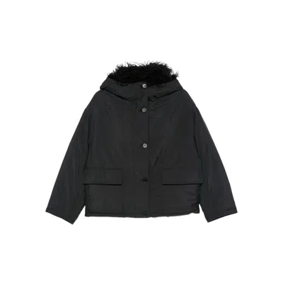 Yves Salomon Short Ultra-light Down Jacket With Curly Lambskin Trim In Black