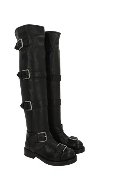 Dolce & Gabbana Stylish Ankle Boots Featuring Buckle Detail In Black