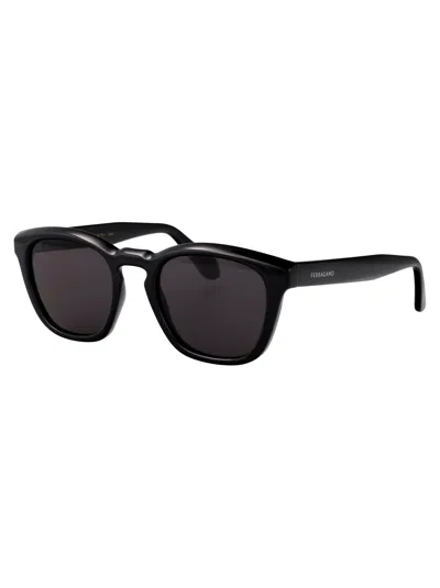 Ferragamo Sf2040se Sunglasses In Black