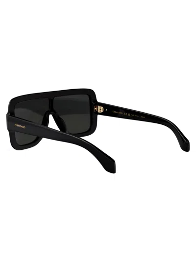 Ferragamo Sf2061se Sunglasses In Black