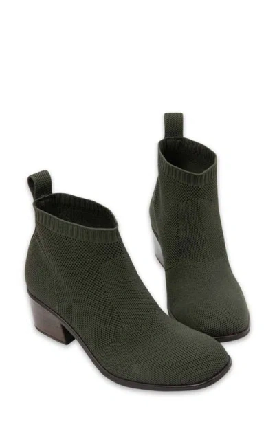 Naot Legacy Bootie In Black