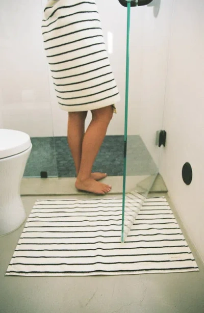 Slowtide Koko Plush Bath Mat In Green