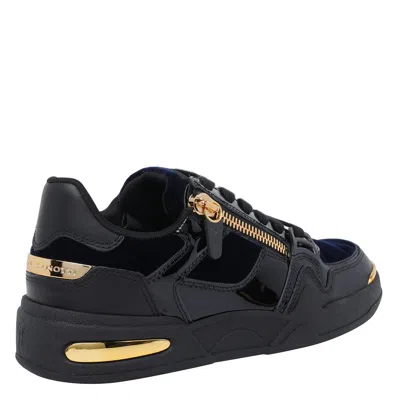 Giuseppe Zanotti Round-toe Low-top Casual Shoes In Black