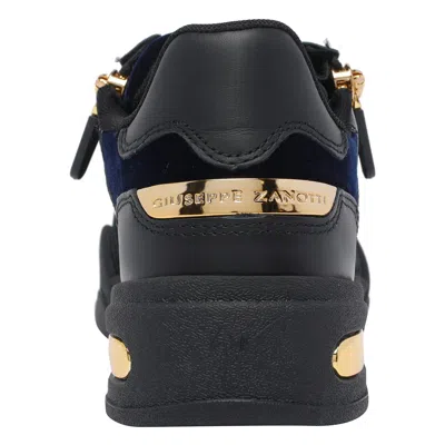 Giuseppe Zanotti Round-toe Low-top Casual Shoes In Black