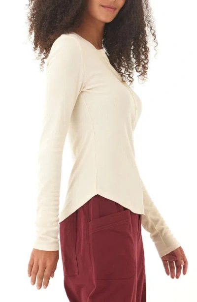 Threads 4 Thought Akia Feather Rib Henley In Multi