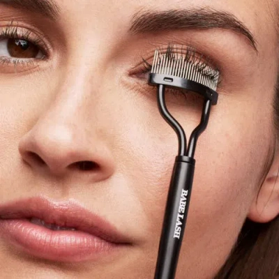 Babe Original Lash Separator In Black