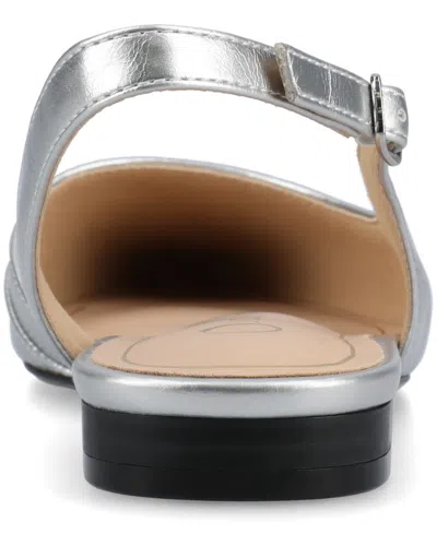 Journee Collection Journee Women's Daphnne Flats In Silver