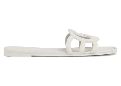 Pre-owned Gucci Interlocking G Slide Sandal Rubber (women's) Sneakers In White