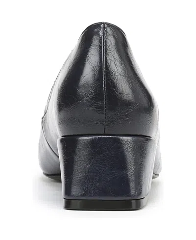 Naturalizer Huntley Square Toe Pump In Black