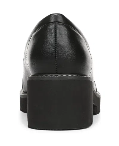 Naturalizer Committed Lug Sole Loafers In Black