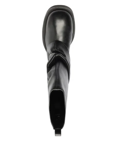 Schutz Keira Cloak Boot In Black