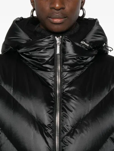 Moorer Wanita Down Jacket With Distinctive Quilted Design In Black