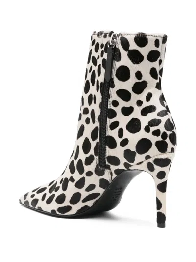 斑点狗纹及踝靴