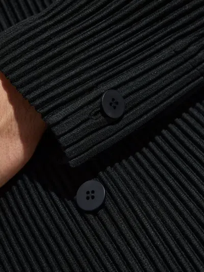 Issey Miyake Plissé Double-breasted Jacket In Black