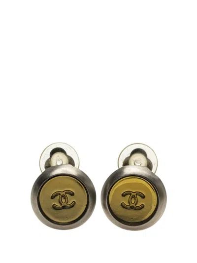 Pre-owned Chanel 1999 Cc Silver And Gold Plated Round Clip On Earrings Costume Earrings