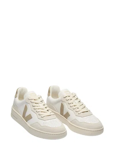 Veja Leather Sneaker In Neutral