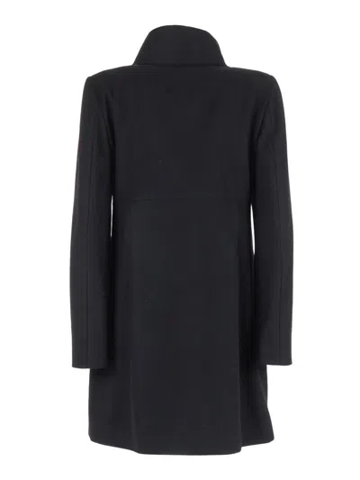 Fay Classic Tailored Mid-length Coat With Structured Fit In Black