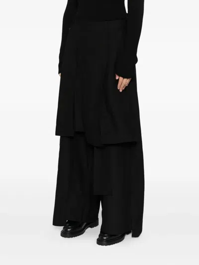 Songzio Cut-out Trousers In Black